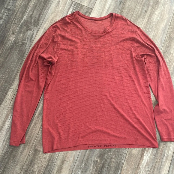 Men’s Lululemon Metal Vent Breathe Brick Red XXL - Picture 1 of 8